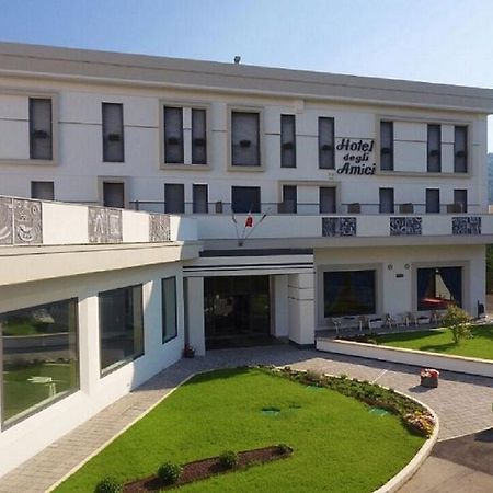 ארטנה Hotel Degli Amici מראה חיצוני תמונה