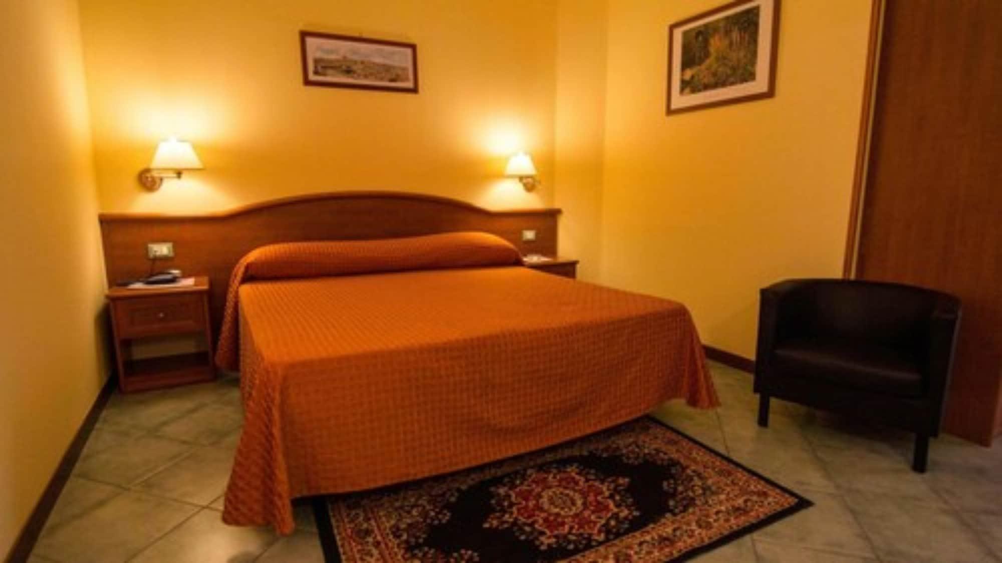 ארטנה Hotel Degli Amici מראה חיצוני תמונה
